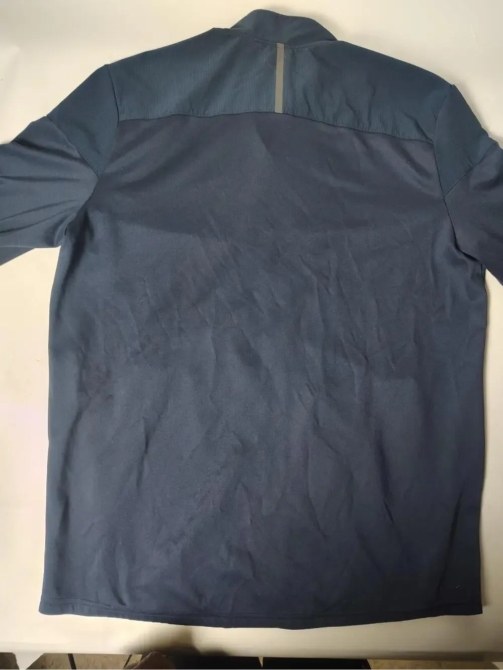 Men’s Russell Athletic Soft shell Jacket L   Perfect for cold weather